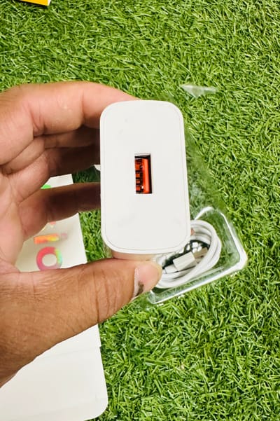 i-vision 33W Super Fast Charger_img_5